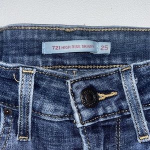 authentic levis 721 high rise skinny jeans